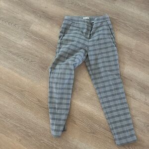 Adrienne Vittadini Gray Plaid Slim Chinos